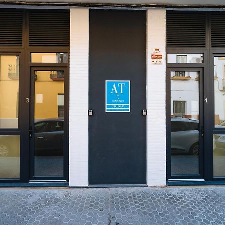 New Hostly Alameda Apartments Sevilla Bagian luar foto