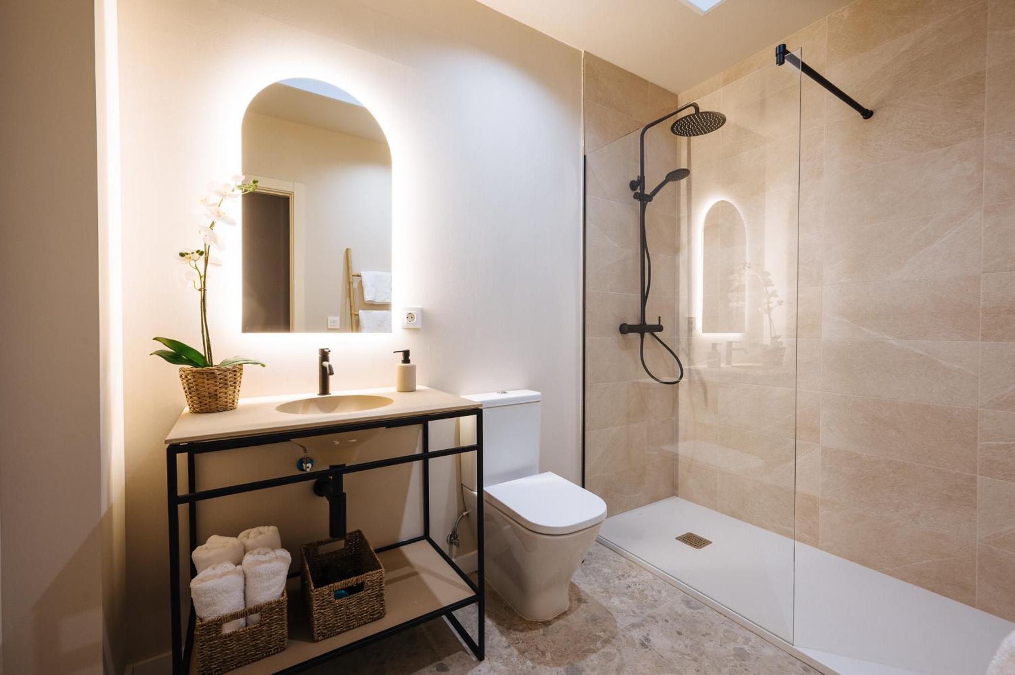 New Hostly Alameda Apartments Sevilla Bagian luar foto